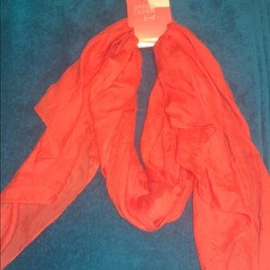 Brand new scarf